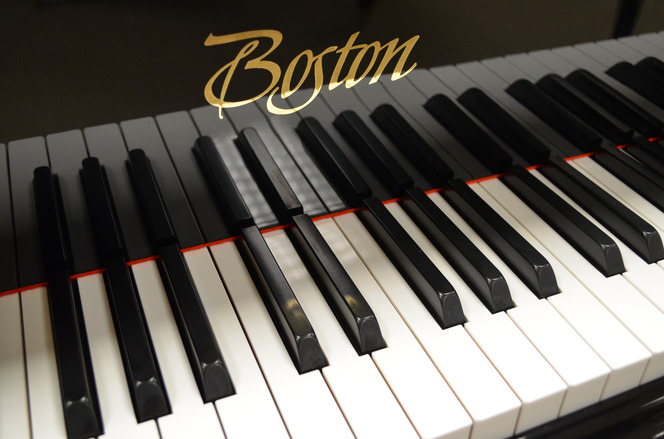 1999 Boston baby grand with PianoDisc iQ player system - Grand Pianos
